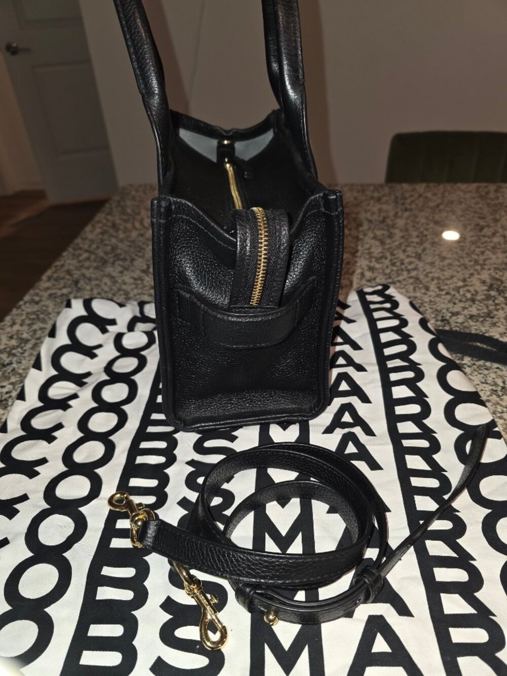 NWOT Marc Jacobs Leather Tote Mini Size - Picture 2 of 11